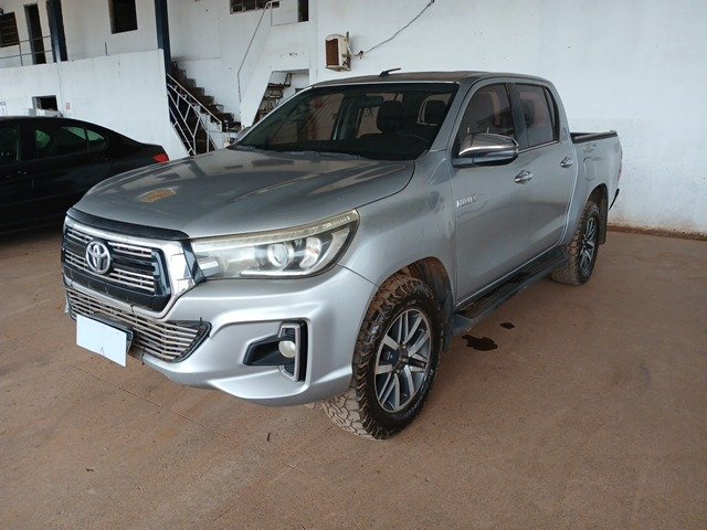 HILUX CD SRX 2.8 AT 4X4 FD ANO 2017/2018